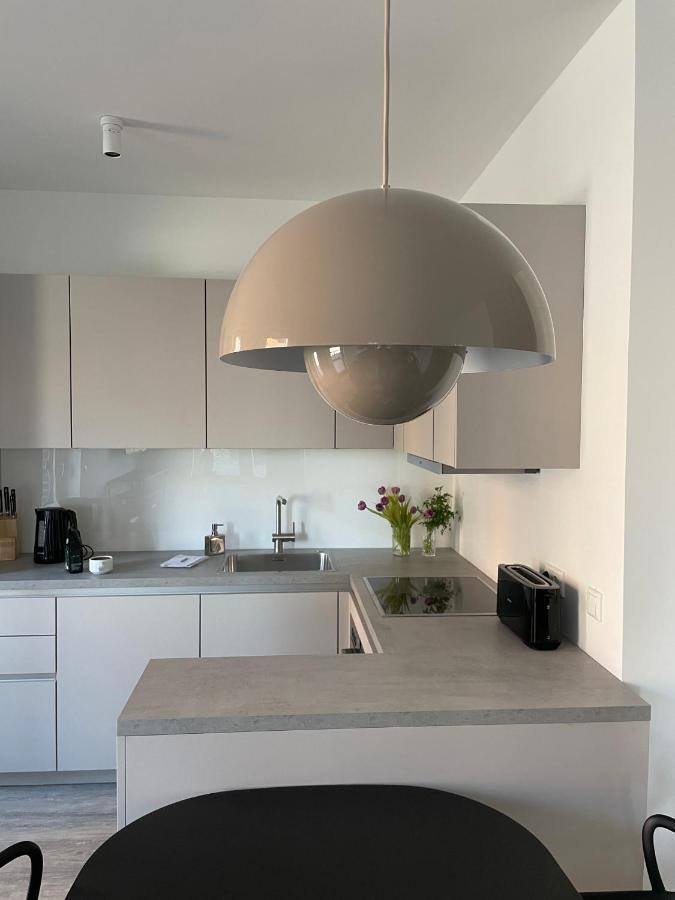 Dock 07 - Modernes 4 Sterne-Ferienapartment Direkt Am Hafen Висмар Экстерьер фото